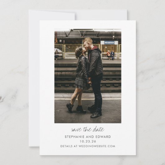Moderne Minimalistische Zwarte Witte Eenvoudige Fo Save The Date (Voorkant)