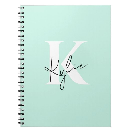 Moderne Mint Cream Gepersonaliseerde Monogram Naam Notitieboek (Voorkant)