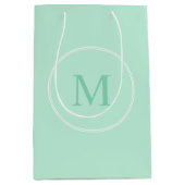 Moderne Mint Groen Kleur Monogram Sjabloon Elegant Medium Cadeauzakje (Voorkant)