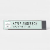 Moderne Mist Green Personalized Bedrijfs Logo Bureau Naambordje (Voorkant)