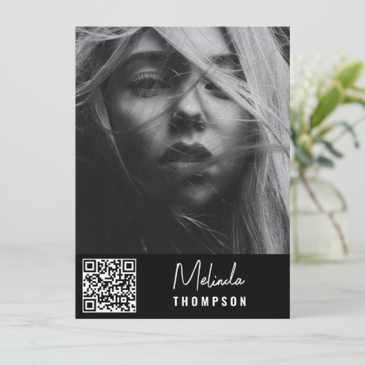 Moderne modellering Comp Kaart 5 Foto QR Code Blac (Staand voorkant)