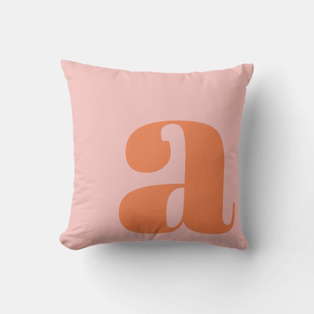 Moderne Monogram Beginletter Zacht Roze Oranje Kussen (Voorkant)
