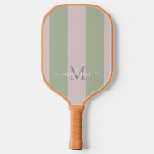 Moderne Monogram Beige Roze | Saliegroen Streep Pickleball Paddle (Achterkant)