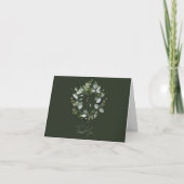 Moderne Monogram Eucalyptus Krans | Donkergroen Bedankkaart (Voorkant)