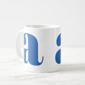 Moderne monogram initiaal in periwinkle koffiemok (Voorkant links)