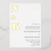 Moderne monogram Initialen White Bold Wedding Gold Folie Uitnodiging (Voorkant)