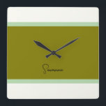 Moderne monogram klok<br><div class="desc">Deze Butterfly Clock voegt een vleugje charme en elegantie toe aan elke kamer. Met een prachtig gedetailleerd vlinderontwerp,  de moderne esthetische en zachte,  sierlijke stijl maken het het perfecte accentstuk voor een zomerhuis,  slaapkamer of woonruimte. Een tijdloze toevoeging aan uw decor,  deze klok brengt zowel schoonheid als functionaliteit.</div>