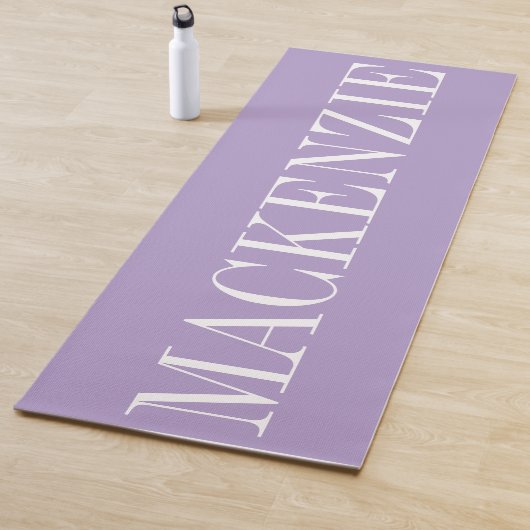 Moderne Monogram Minimal Lavendel Wit Yogamat (In situ)