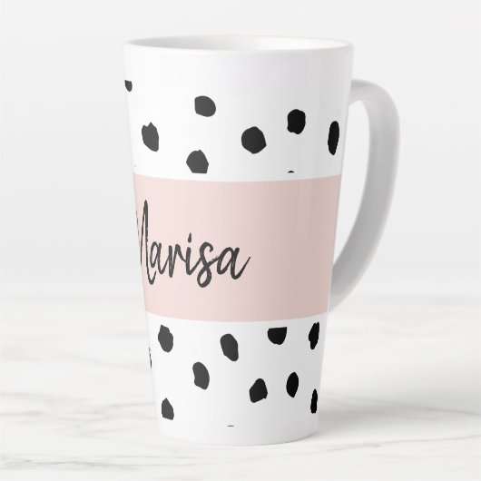 Moderne monogram naam | Pastel Roze en Zwarte Stip Latte Mok (Rechterhoek)