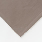 Moderne Monogram Naam Script Taupe Fleece Deken (Hoek)
