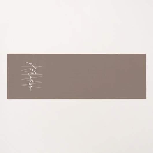Moderne Monogram Naam Script Taupe Yogamat (Achterkant (horizontaal))