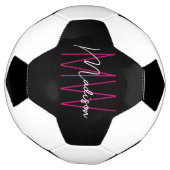 Moderne Monogram Naam Script Zwart Roze Voetbal (Gedraaid)