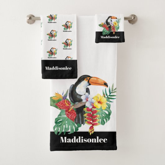 Moderne monogram naam zwarte kleurrijke toucan bad handdoek (Insitu)