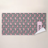 Moderne monogram roze olifantenpatroonstrips badhanddoek (Badhanddoek)