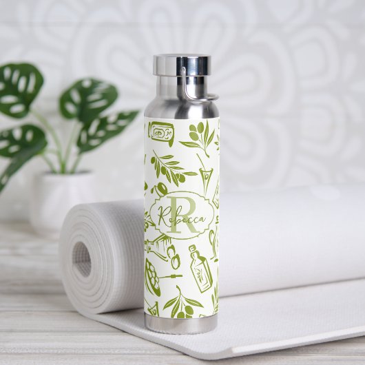 Moderne Monogram Sage Groene Olijfblad Chic Ontwer Waterfles (Yoga (Gedraaid) )