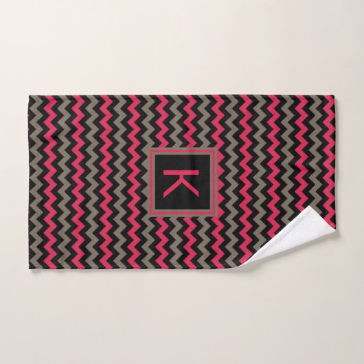 Moderne Monogram scharlakenrood bruin zwart Chevro Bad Handdoek (Handdoek)