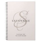 Moderne monogram script Blush roze aangepaste naam Notitieboek (Voorkant)