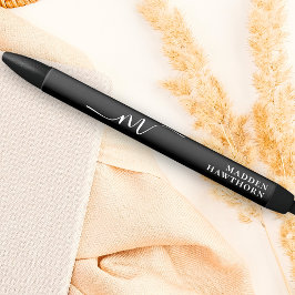 Moderne Monogram Script Calligrafie Initiële Naam Zwarte Inkt Pen