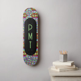 Moderne Monogram Skateboard