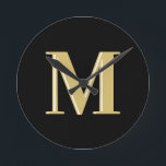 Moderne monogram typografie goud zwart ronde klok<br><div class="desc">Moderne monogram typografie goud zwart</div>