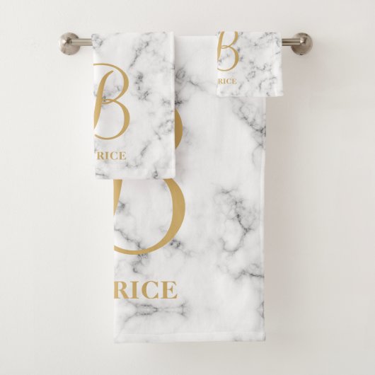 Moderne monogram witte marmer monogram met gemarme bad handdoek (Insitu)