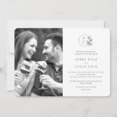 Moderne Monogram Zwart Wit Fotobruiloft Kaart (Voorkant)