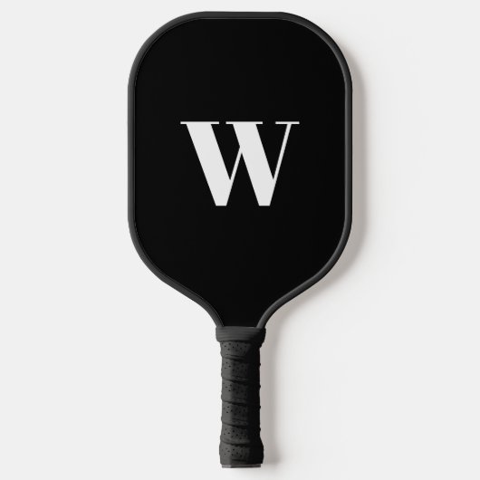 Moderne monogram zwarte witte aangepaste initiaal  pickleball paddle (Voorkant)