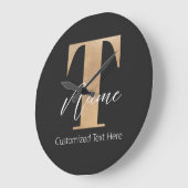 Moderne Monogrammed Initiaal T & Naam Gepersonalis Grote Klok (Hoek)