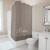 Moderne Monogramnaam Script Taupe Douchegordijn (In situ)