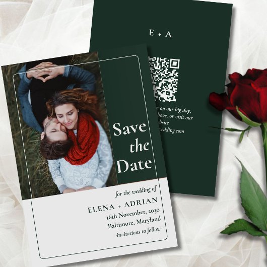 Moderne Moody Foto Save the Date met QR-code