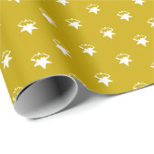 Moderne mosterdgele sneeuwvlokken sneeuwsterren cadeaupapier (Rol Hoek)