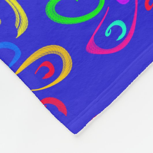 Moderne mozaïeken tegen blauwe achtergrond fleece deken (Hoek)