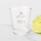 Moderne Mr. mevrouw naam datum & ringen ontwerp, t Shot Glas (Achterkant)