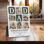 Moderne Multi Photo Grid Cute DAD Gift Fotoplaat<br><div class="desc">Creëer je eigen DAD plaquette met deze moderne multi-foto raster collage en tekst. Design beschikt over 6 foto's met gebogen hoekvierkanten met de tekst DAD in kaki groene blokken die in elke kleur kunnen worden gewijzigd. De tekst 'World's Best Daddy' met een schattig vadercitaat dat kan worden bewaard of aangepast...</div>
