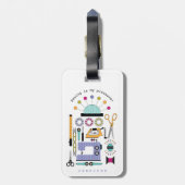 Moderne naaibenodigdheden en gereedschappen bagagelabel (Achterkant verticaal)