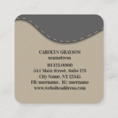 Moderne naaimachine naaister of kleermaker vierkante visitekaartje (Achterkant)