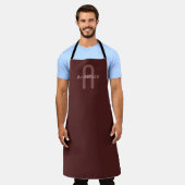 Moderne naam met monogram | Maroonrood Schort (Gedragen)