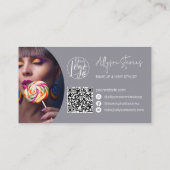 Moderne naam vet script make-up logo qr blauw visitekaartje (Achterkant)