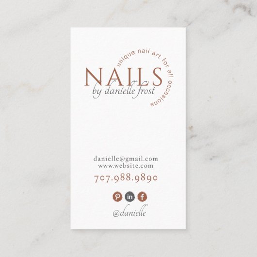 Moderne Nail Tech Terracotta Typografie Visitekaartje (Achterkant)