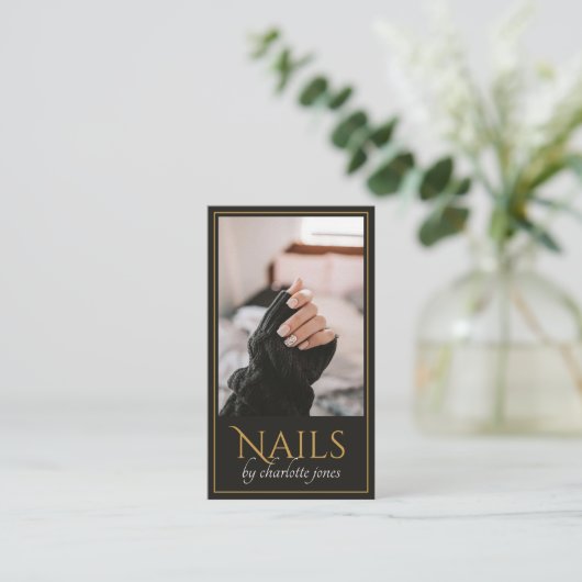 Moderne Nail Technician Nail Photo Zwart Goud Visitekaartje (Staand voorkant)