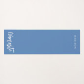 Moderne Namaste Naam Dusty Blue Yoga Mat (Achterkant (horizontaal))