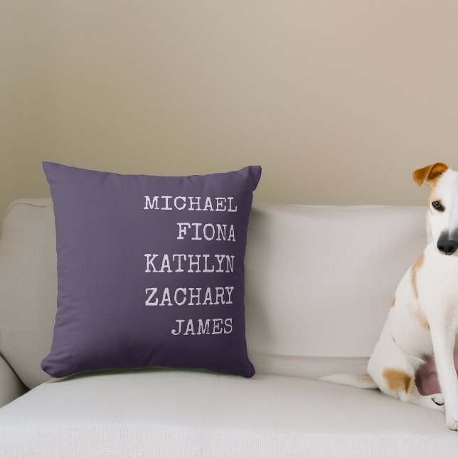 Moderne namen van kleinkinderen paars kussen (Modern Grandkids Names Purple Throw Pillow)