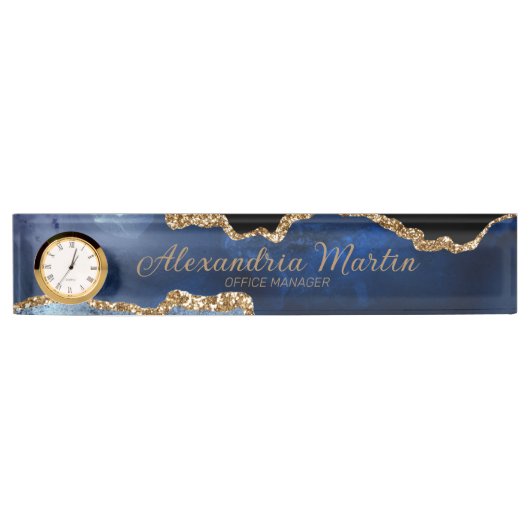 Moderne nasie Blue Gold Glitter Script Font Clock Naambordje (Voorkant)