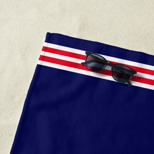 Moderne Nautical Lighthouse op Navy Blue Strandlaken (In situ)