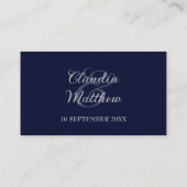 Moderne Navy Blauwe en Zilveren Scriptie Bruiloft Plaatskaartje (Achterkant)