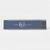 Moderne Navy Blauwe Script Monogram Bureau Naambordje (Voorkant)