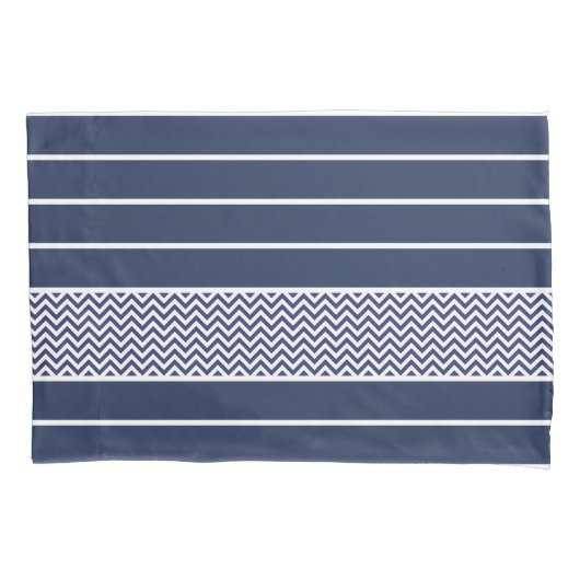 Moderne Navy Blauwe Witte Strepen Chevron Patroon Kussensloop (Voorkant)