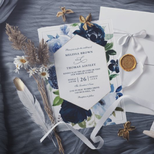 Moderne Navy Bloemen Budget QR Code Trouwen Kaart