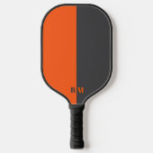 Moderne Neon Oranje En Grijs Monogram Aangepast Pickleball Paddle (Voorkant)