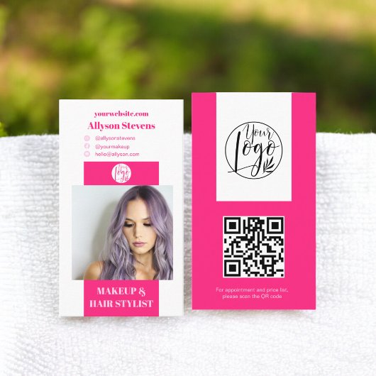 Moderne neon roze make-up haar foto qr code logo visitekaartje